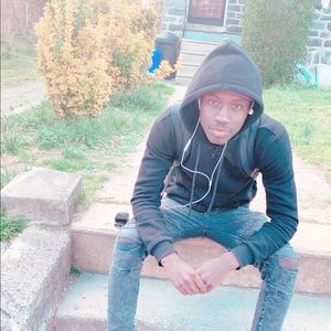 Meet your Posher, Curtis